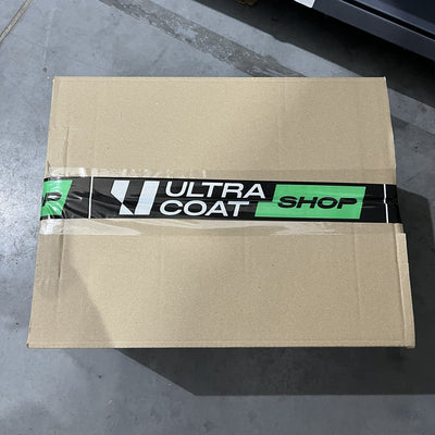Karton zabezpieczony taśmą pakową ULTRACOAT SHOP